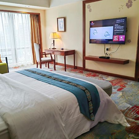 Gladden Hotel Jiangmen Zewnętrze zdjęcie