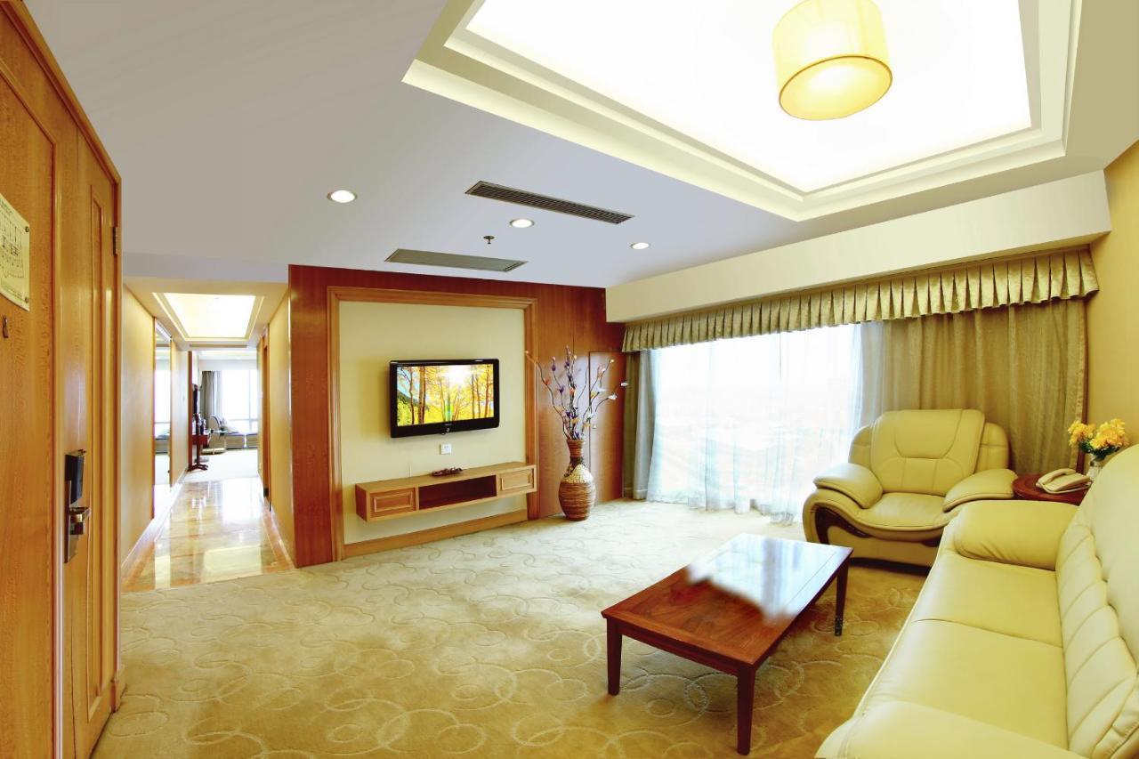 Gladden Hotel Jiangmen Zewnętrze zdjęcie